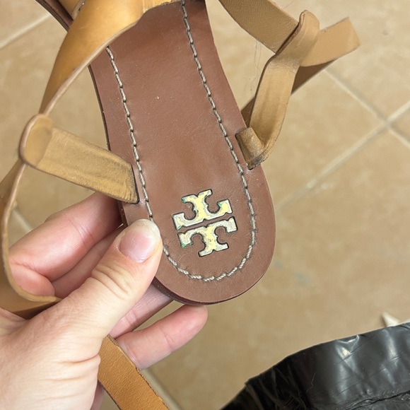 Tory Burch Brown Gladiator Sandals with Gold Buckle - Picture 8 of 9